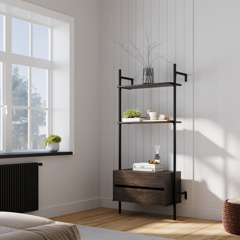 modernes Dekorationsregal mit integrierten Schubläden aus Räuchereiche im Wohnzimmer industrieller Stil